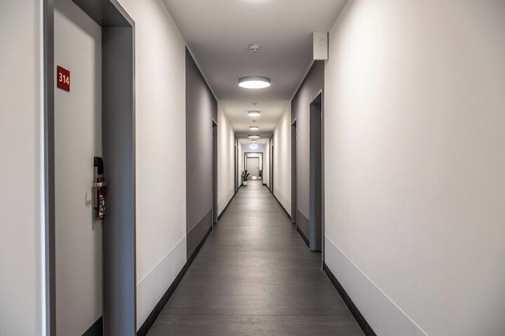 Ballroom/Hall 88 of 110