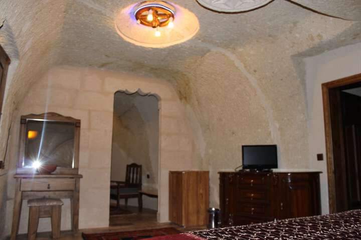 Room 10 of 40