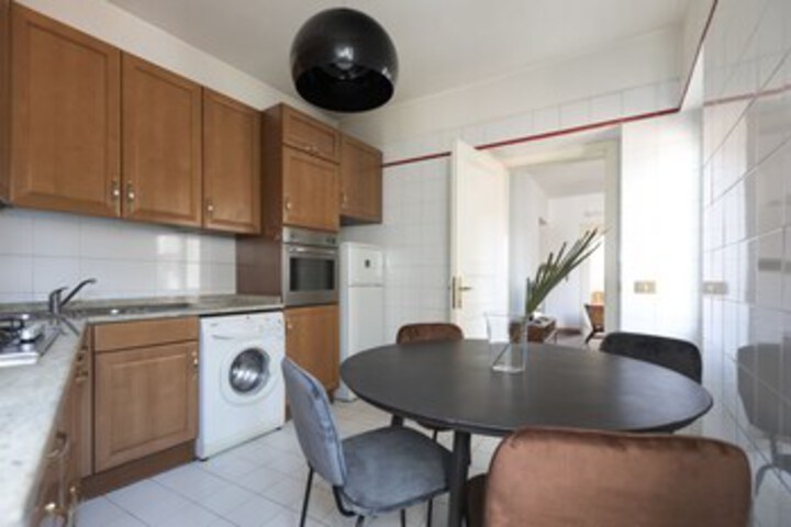 Room 15 of 22