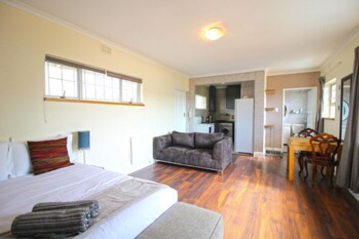 Room 7 of 10