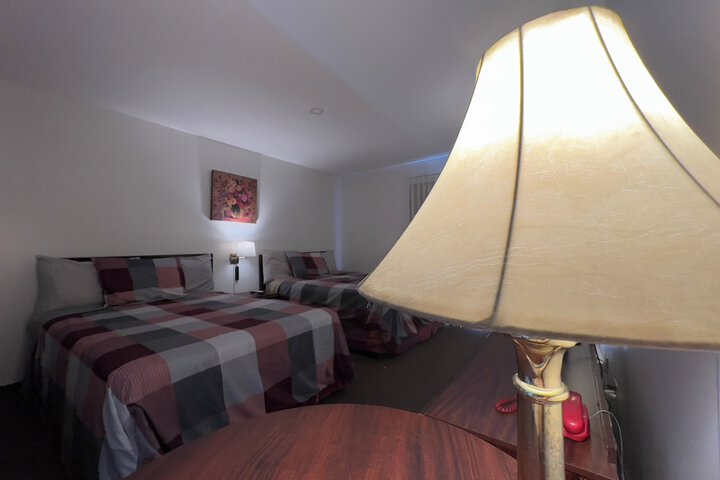Room 21 of 59