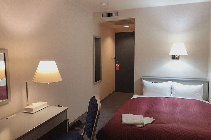 Room 15 of 44