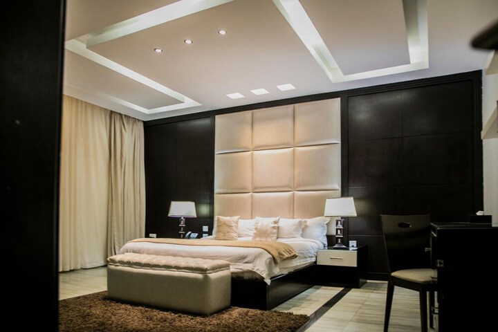 Room 18 of 52