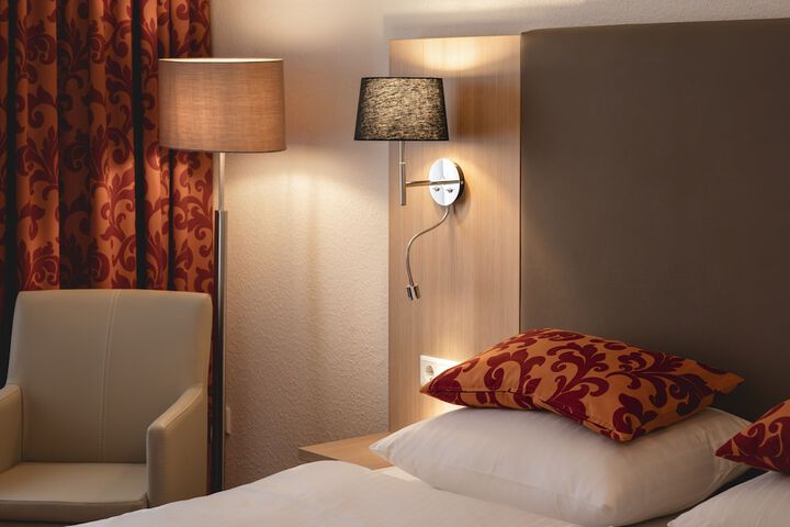 Room 44 of 89