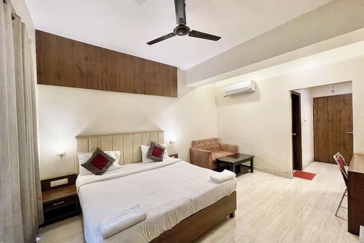 Room 7 of 41