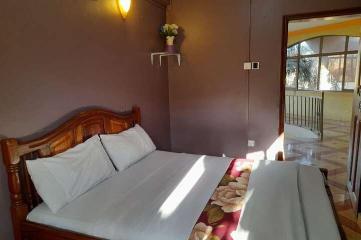 Room 3 of 13