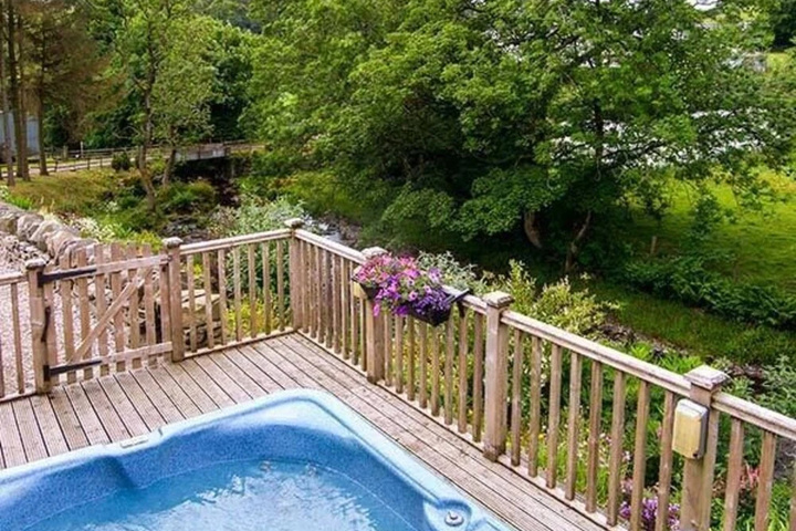 Pool 9 of 12