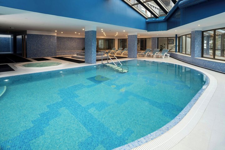 Pool 53 of 156