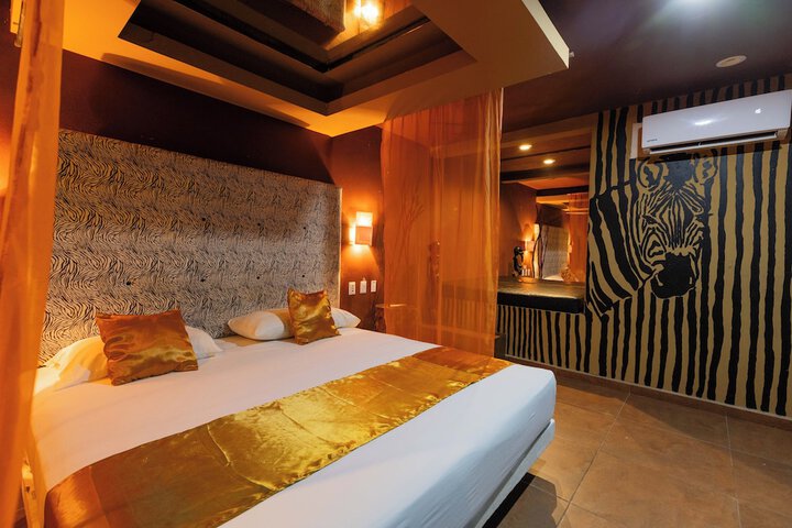Room 28 of 70