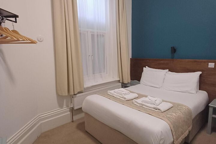Room 21 of 69