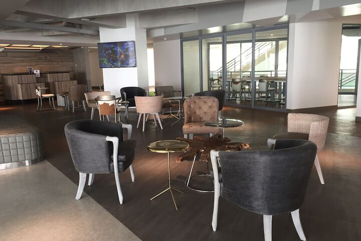 Guest Lobby