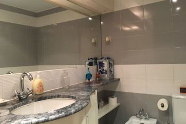 Room 5 of 19