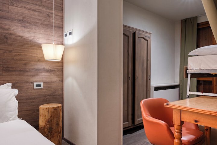 Room 21 of 112