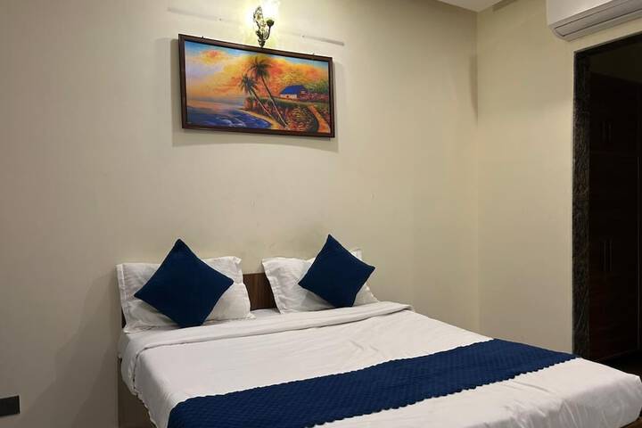 Room 4 of 21
