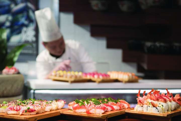 Dining 49 of 90