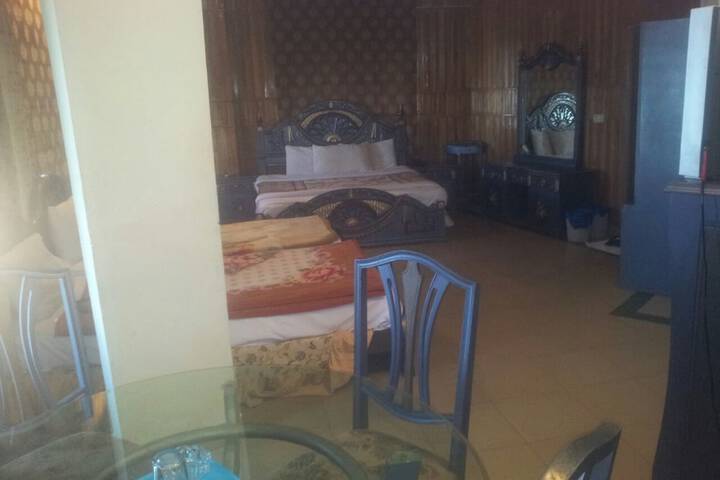 Room 16 of 35
