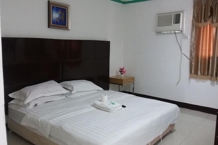 Room 5 of 22