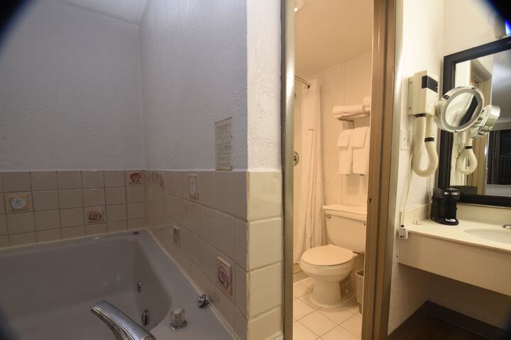 2 Double Beds (1 of 30)