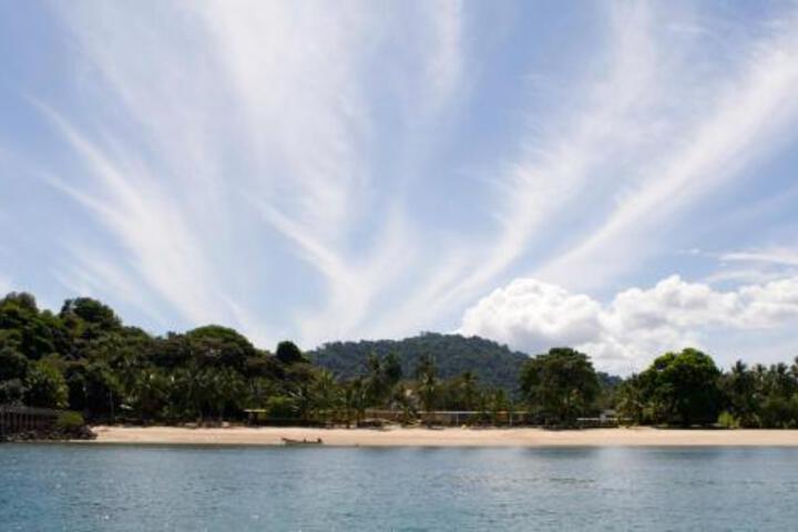 Photo of Lago Bay