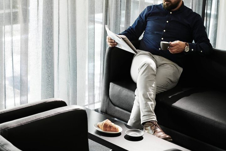 Lounge 46 of 68