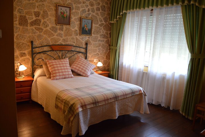 Room 4 of 23