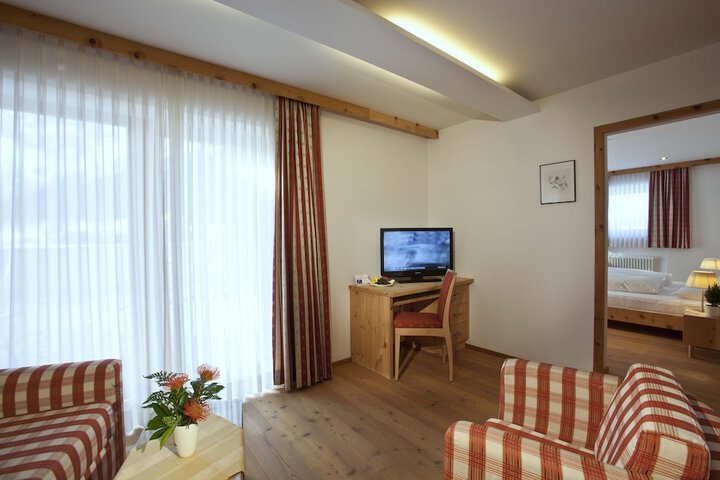 Room 14 of 42