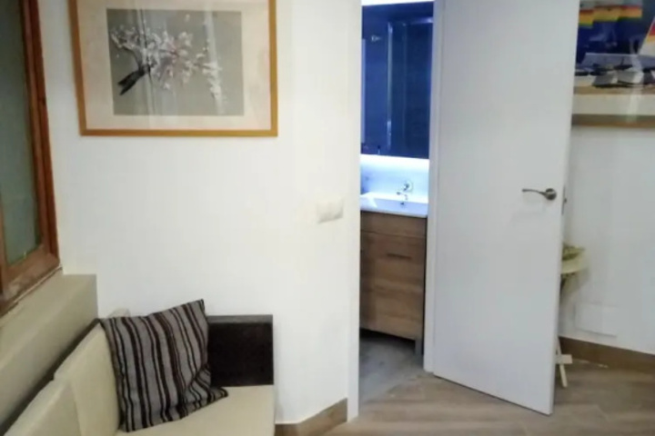 Image of Studio in Madrid With Shared Pool, Enclosed Garden and Wifi