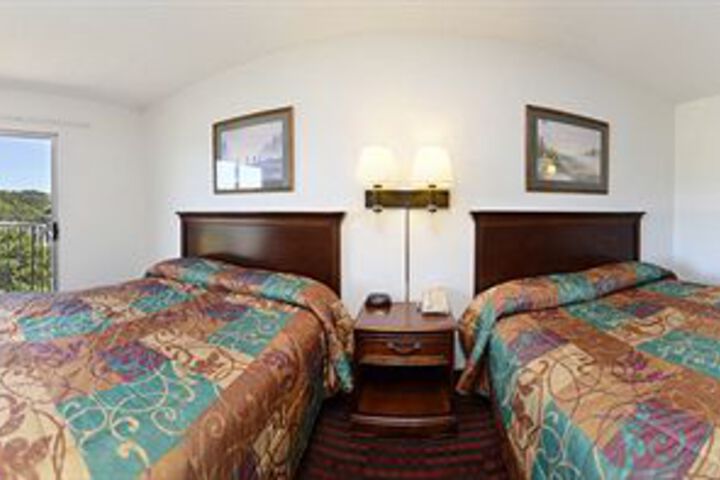 Room 15 of 62