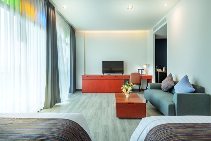 Room 42 of 83