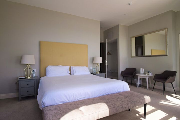 Room 30 of 112