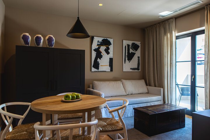 Room 15 of 45