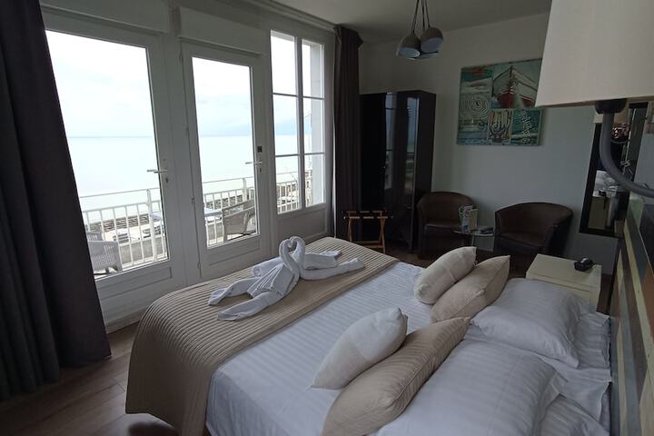 Room 4 of 58