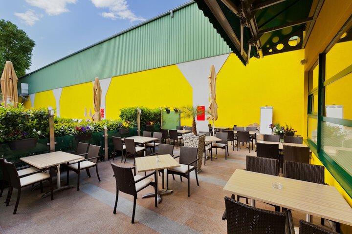 Terrace/Patio 89 of 94