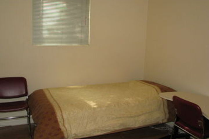 Room 10 of 15