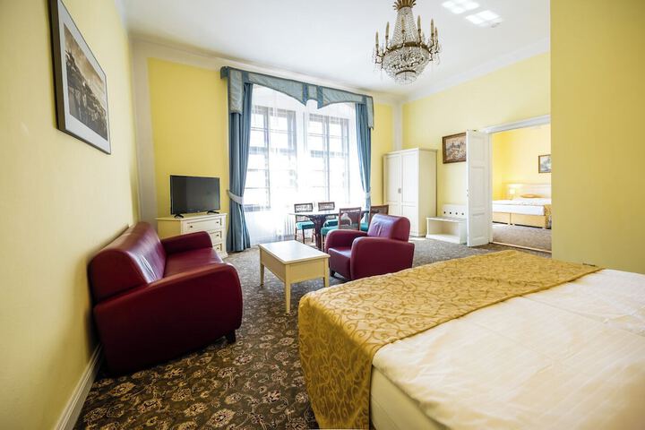 Room 56 of 119