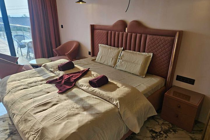 Room 13 of 58