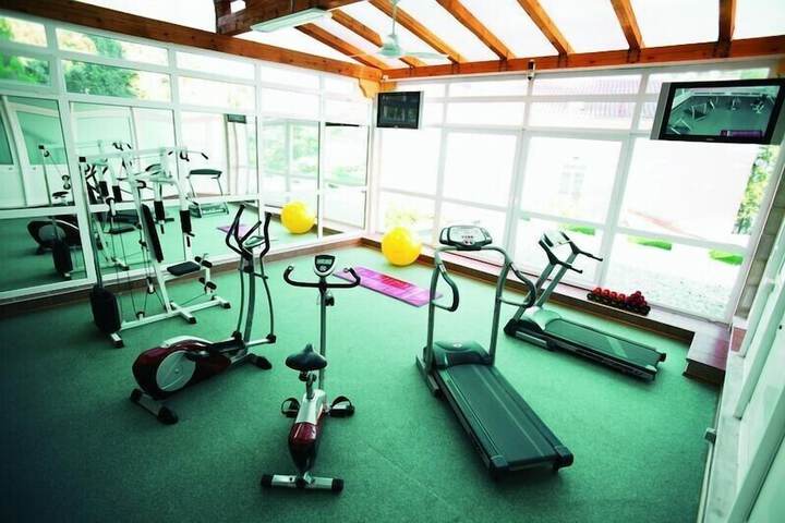 Health and Fitness 32 of 51