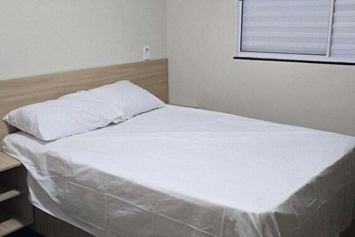 Room 4 of 91