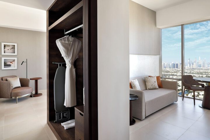 Room 3 of 97