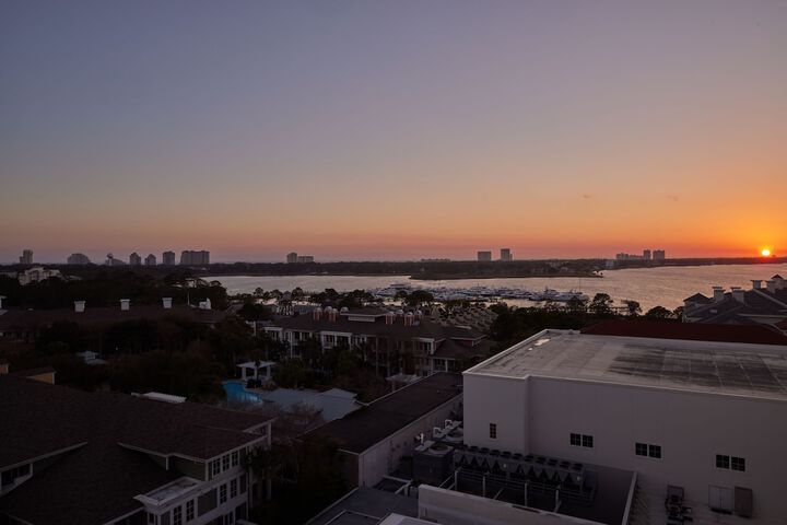 Hotel View 176 of 179