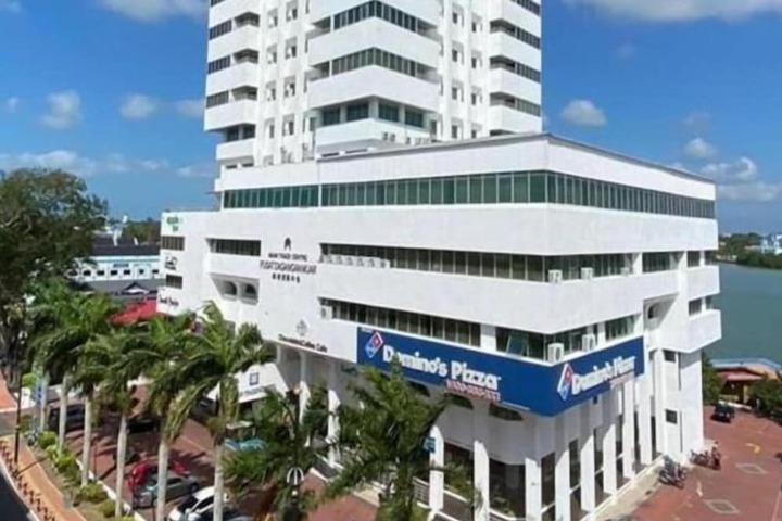 Hotel 12 of 14