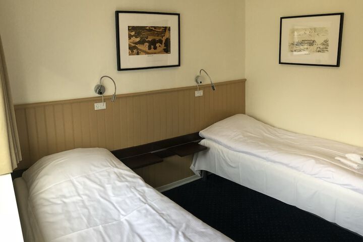 Room 10 of 69