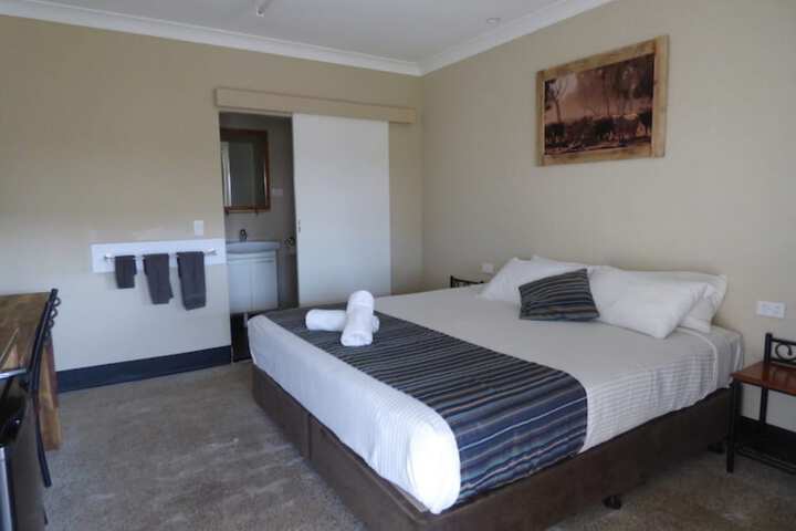 Room 26 of 54