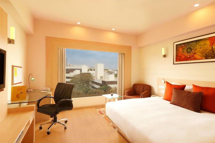 Room 14 of 46