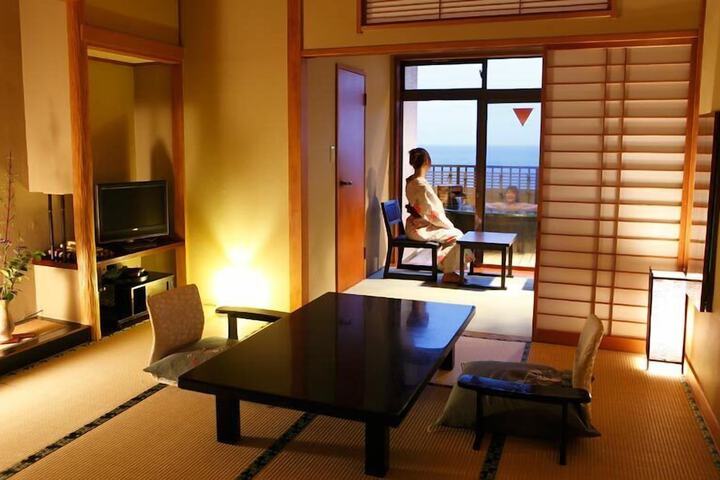 Room 21 of 124