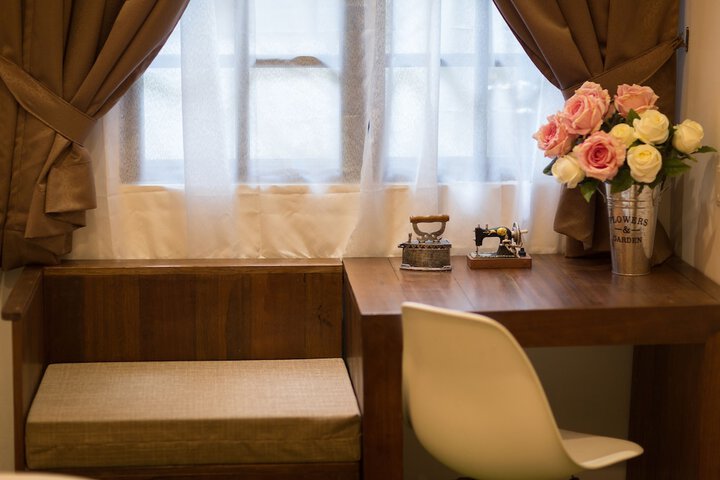 Room 9 of 72
