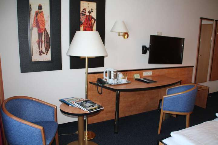 Room 29 of 63