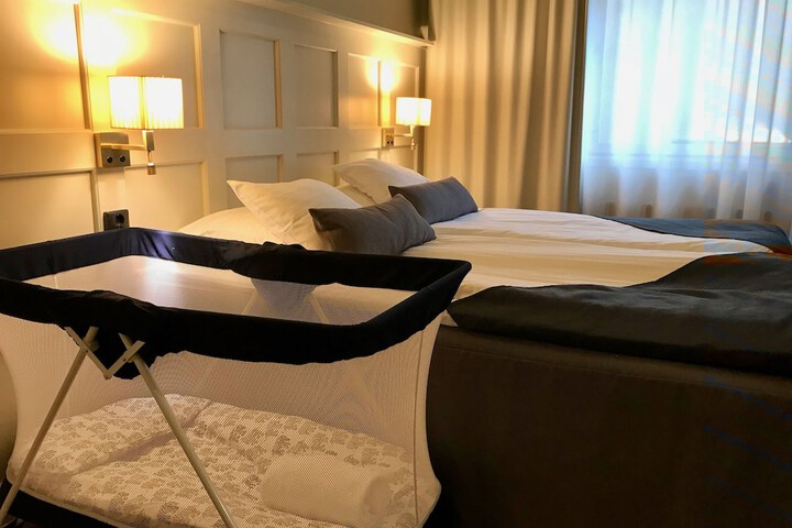Room 38 of 141
