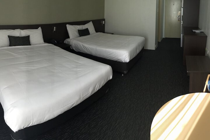 Room 22 of 54