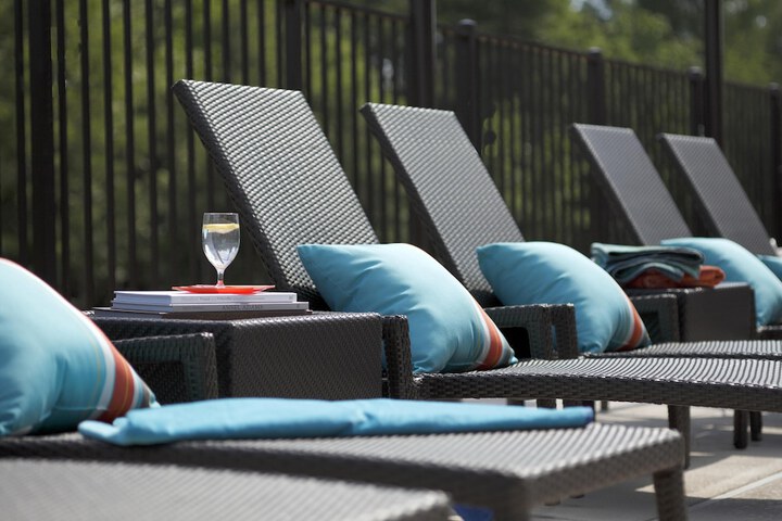 Hotel Pool
